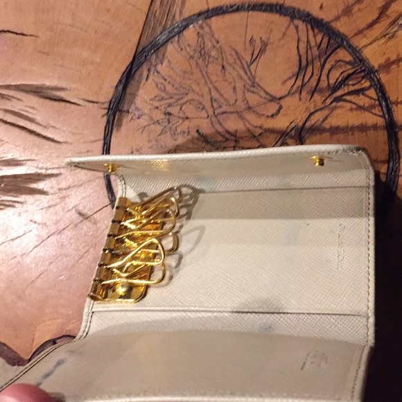 Authentic Prada card and key holder/trifold - Picture 3 of 5